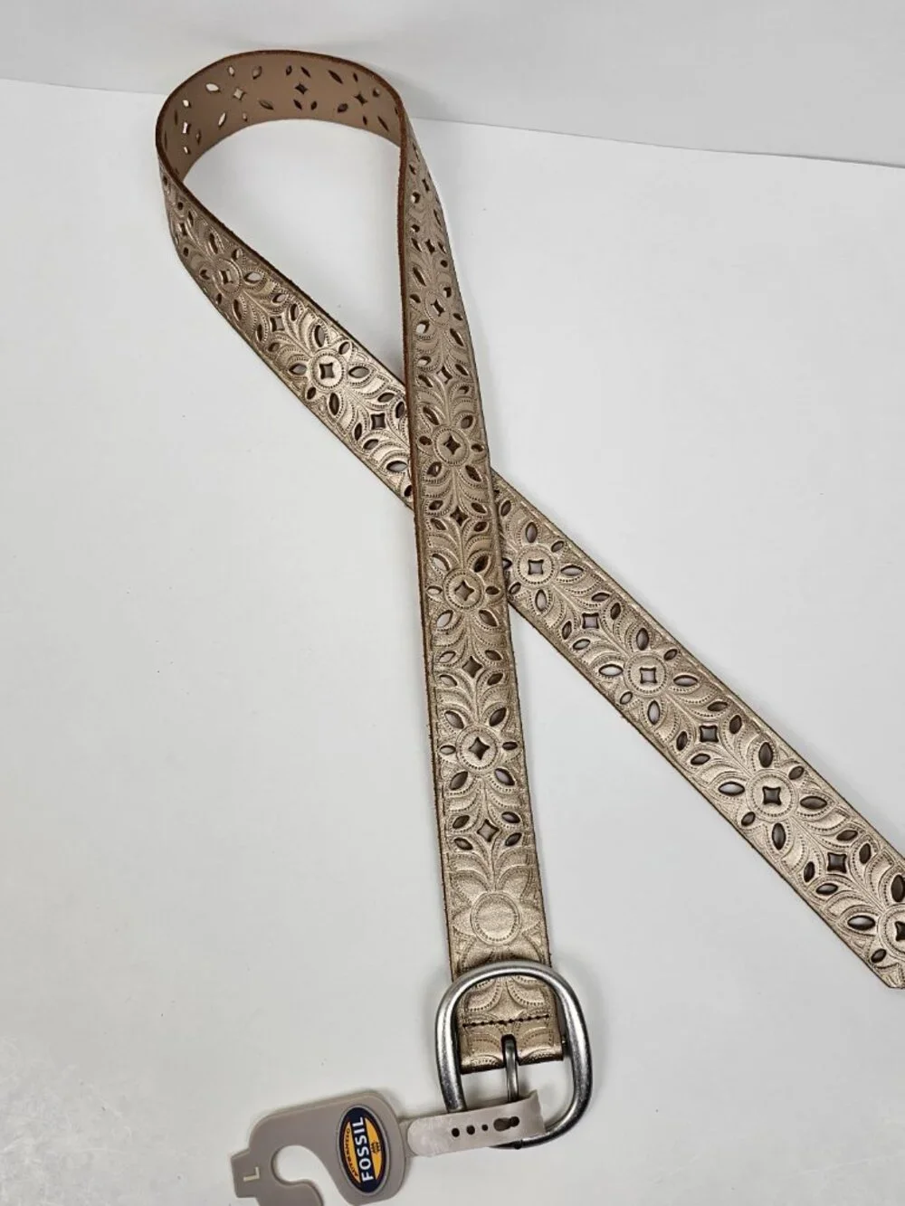 Fossil Women's Floral Perforated Silver Leather Belt L Large Vintage Y2K Boho